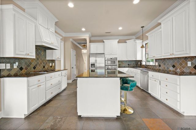 36487 Rue Lamonte Ct, Prairieville, LA 70769