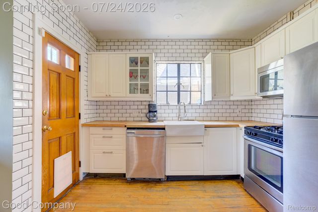 2716 Collingwood Street, Detroit, MI 48206