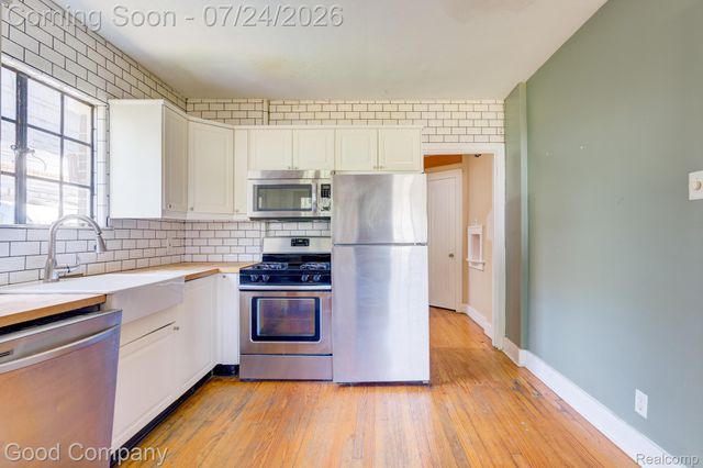2716 Collingwood Street, Detroit, MI 48206