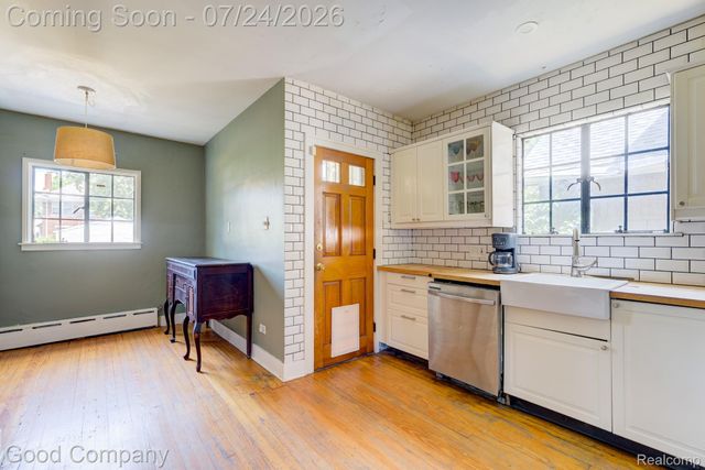 2716 Collingwood Street, Detroit, MI 48206
