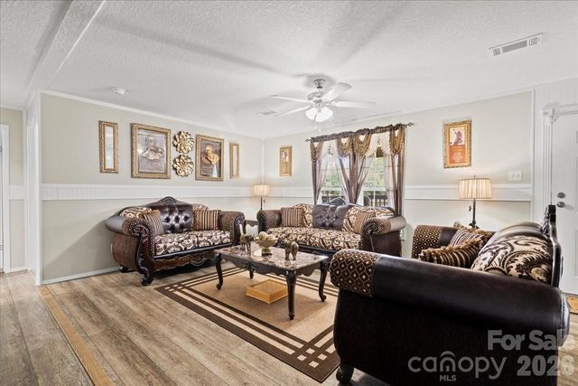 187 Central Place Lane, Pageland, SC 29728