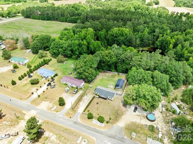 187 Central Place Lane, Pageland, SC 29728