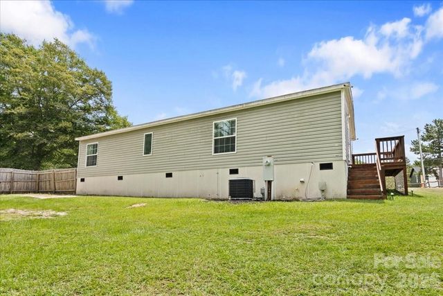 187 Central Place Lane, Pageland, SC 29728