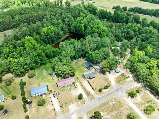 187 Central Place Lane, Pageland, SC 29728