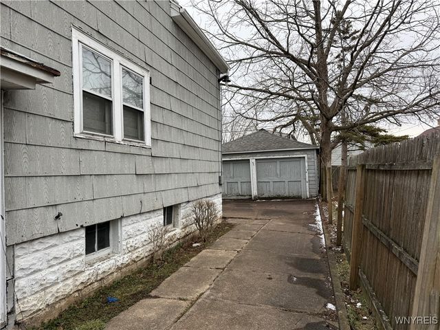 63 Wright Avenue, Buffalo, NY 14215