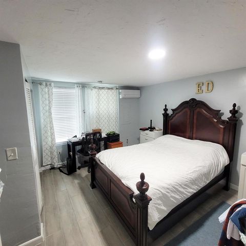 208 Edmund Street, Jupiter, FL 33458