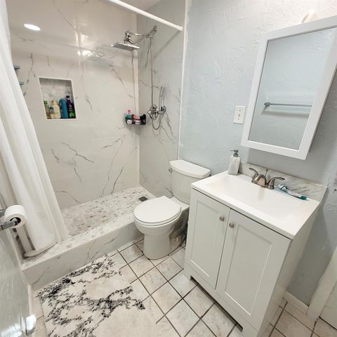 208 Edmund Street, Jupiter, FL 33458