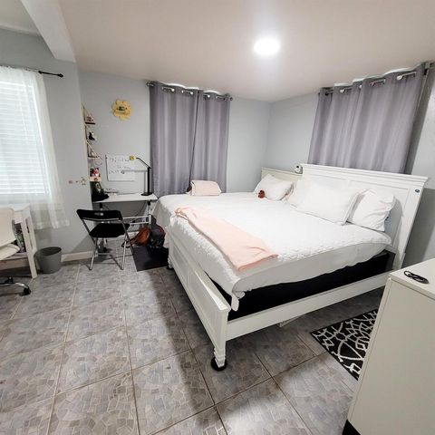 208 Edmund Street, Jupiter, FL 33458