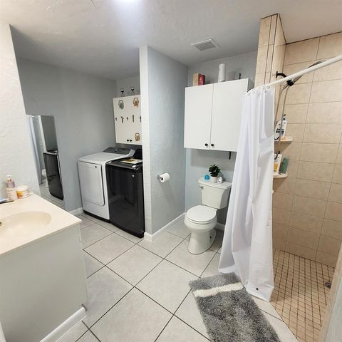 208 Edmund Street, Jupiter, FL 33458