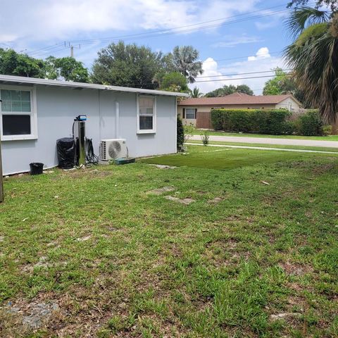 208 Edmund Street, Jupiter, FL 33458