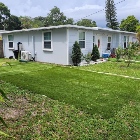 208 Edmund Street, Jupiter, FL 33458