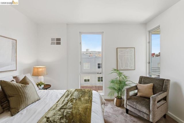 200 2nd St 403, Oakland, CA 94607