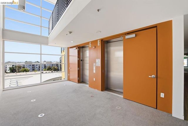 200 2nd St 403, Oakland, CA 94607