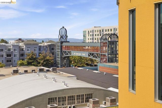 200 2nd St 403, Oakland, CA 94607