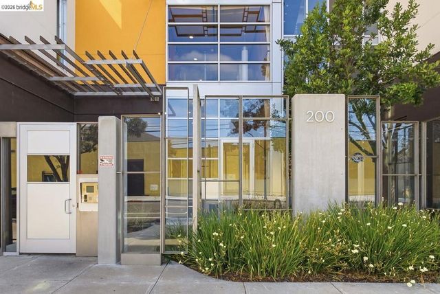 200 2nd St 403, Oakland, CA 94607