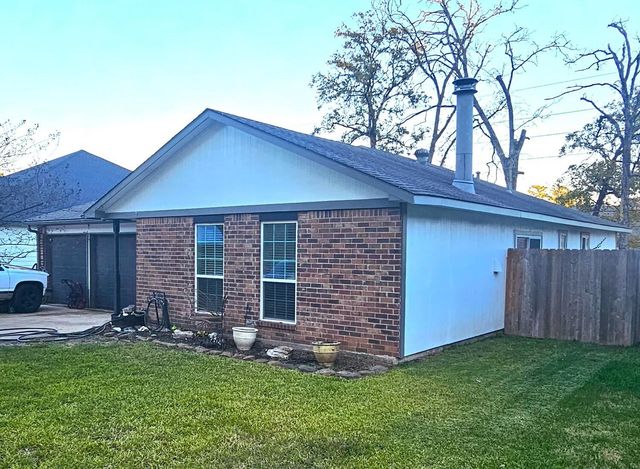 28914 Champion Oaks Drive, Magnolia, TX 77354