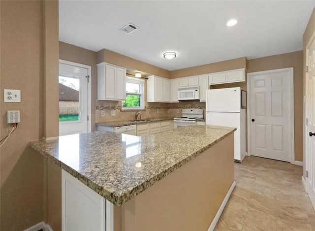 28914 Champion Oaks Drive, Magnolia, TX 77354