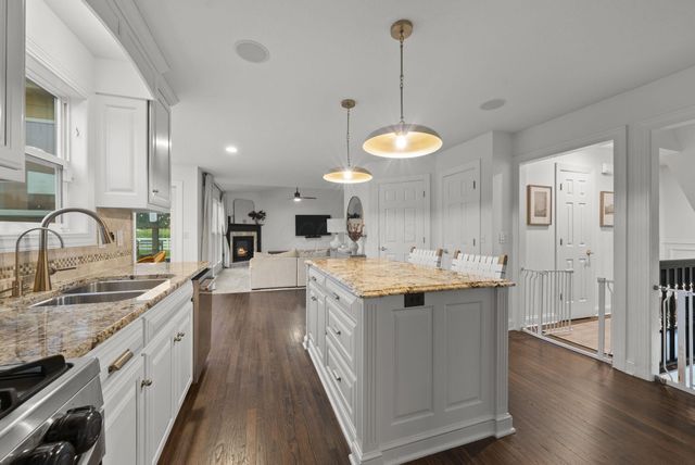 2586 Panhandle Road, Delaware, OH 43015