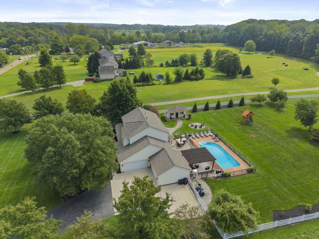 2586 Panhandle Road, Delaware, OH 43015