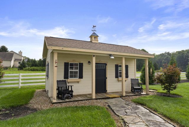 2586 Panhandle Road, Delaware, OH 43015
