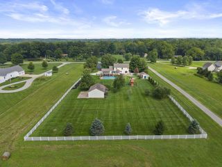 2586 Panhandle Road, Delaware, OH 43015
