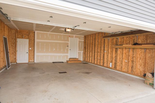 3610 Viola Drive, Waverly, IA 50677