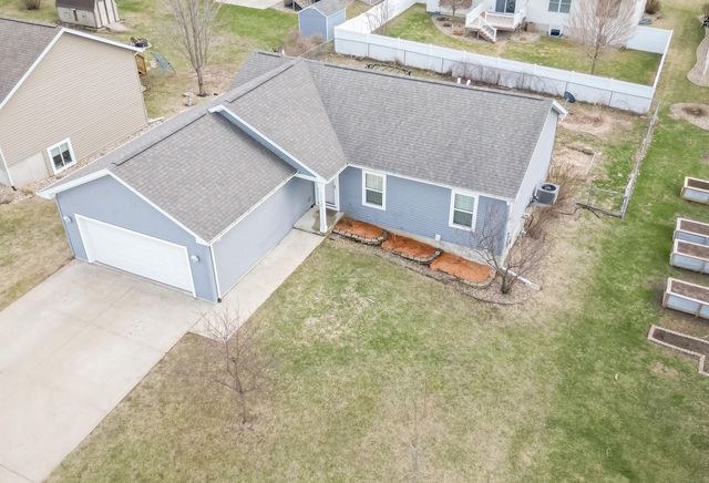 3610 Viola Drive, Waverly, IA 50677
