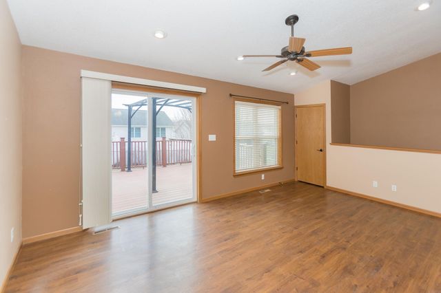 3610 Viola Drive, Waverly, IA 50677