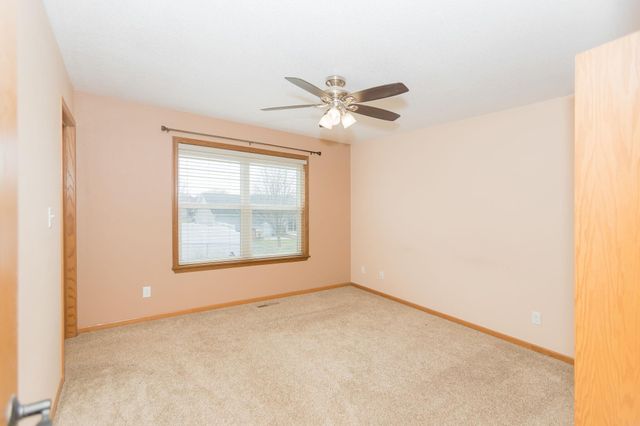 3610 Viola Drive, Waverly, IA 50677