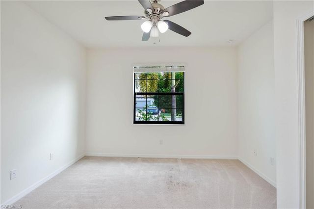 9215 Shadow Oak LN, Naples, FL 34120