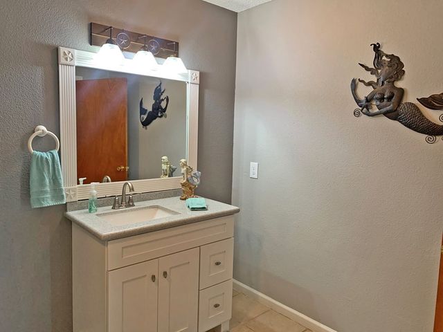 1108 Bass Ave, Port Isabel, TX 78578