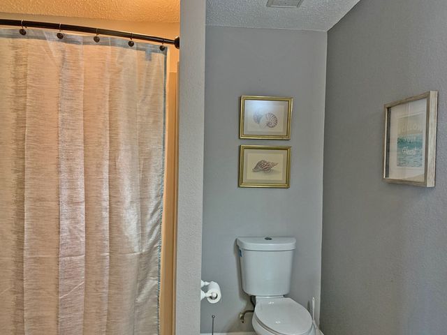 1108 Bass Ave, Port Isabel, TX 78578