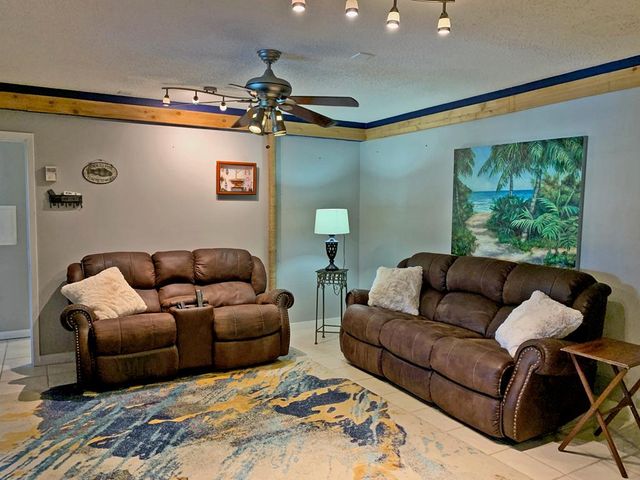 1108 Bass Ave, Port Isabel, TX 78578