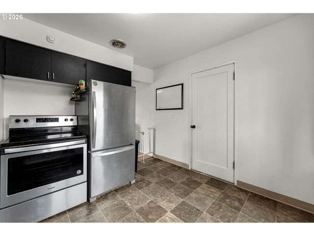 3809 THOMPSON Ave, Vancouver, WA 98660