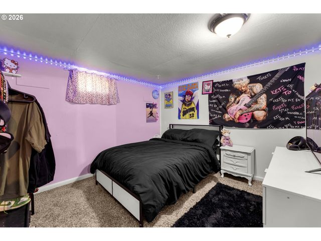 3809 THOMPSON Ave, Vancouver, WA 98660