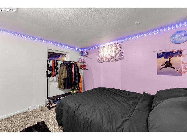 3809 THOMPSON Ave, Vancouver, WA 98660