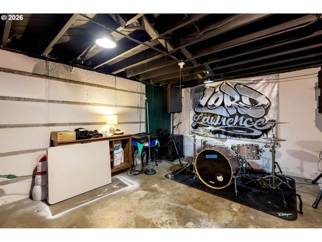 3809 THOMPSON Ave, Vancouver, WA 98660