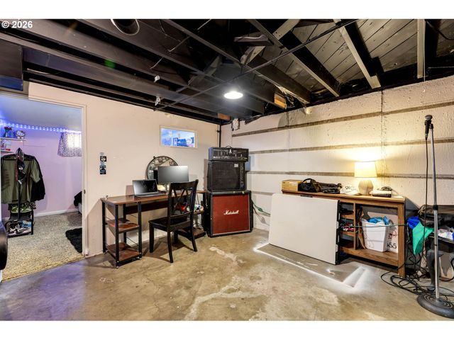 3809 THOMPSON Ave, Vancouver, WA 98660