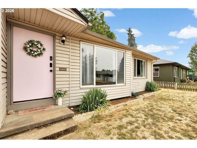 3809 THOMPSON Ave, Vancouver, WA 98660