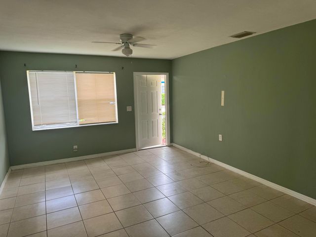 1401 N J Street A, Lake Worth Beach, FL 33460