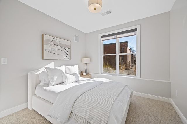 99 Foundry Place 104, Portsmouth, NH 03801