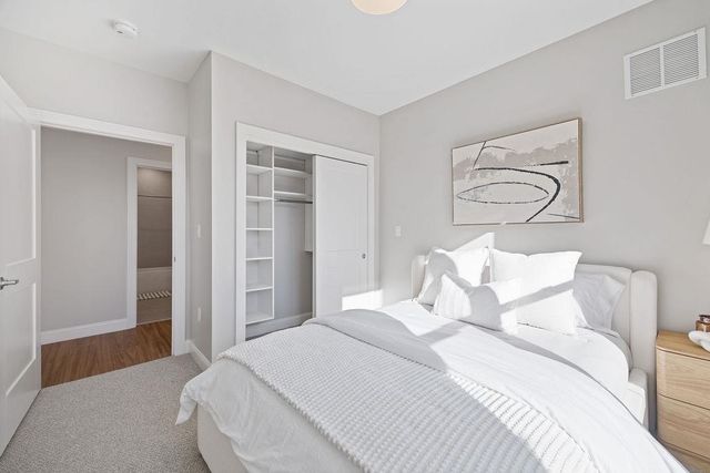 99 Foundry Place 104, Portsmouth, NH 03801
