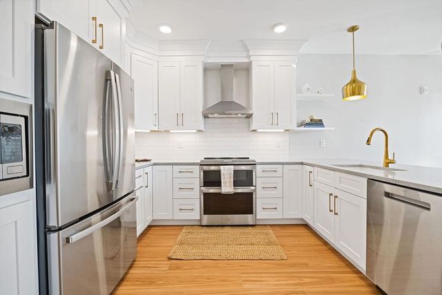 99 Foundry Place 104, Portsmouth, NH 03801