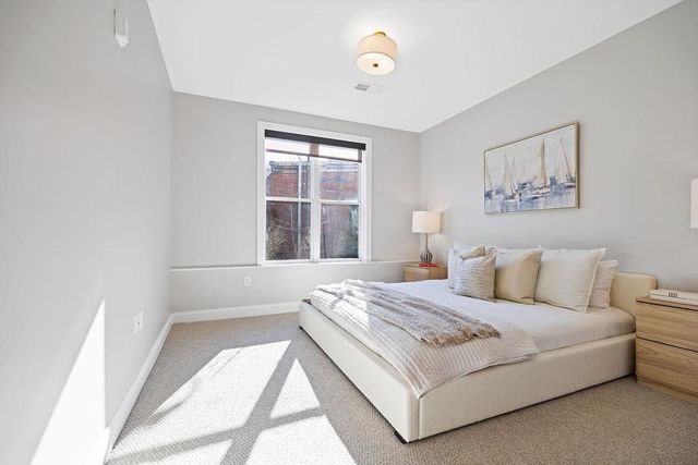 99 Foundry Place 104, Portsmouth, NH 03801