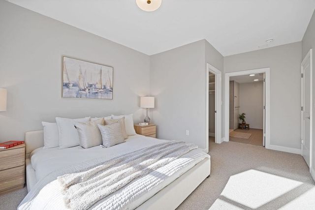 99 Foundry Place 104, Portsmouth, NH 03801