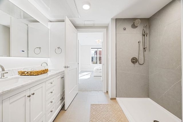 99 Foundry Place 104, Portsmouth, NH 03801