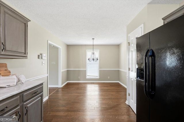 106 Stonegables Drive, Gray, GA 31032