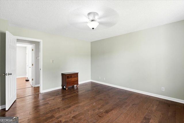 106 Stonegables Drive, Gray, GA 31032