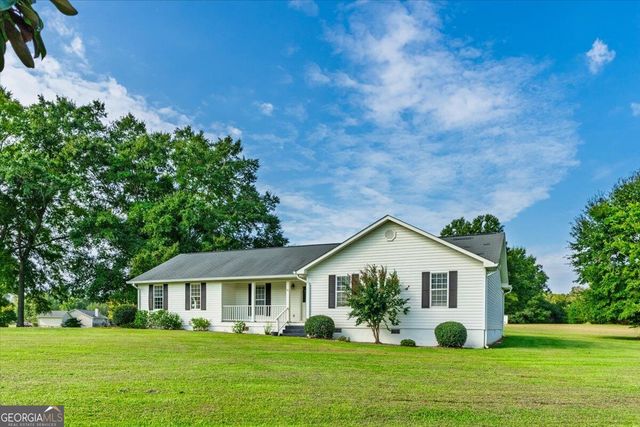 106 Stonegables Drive, Gray, GA 31032
