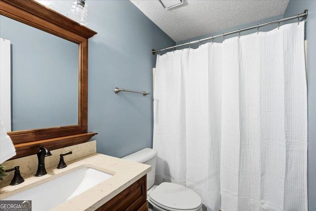 106 Stonegables Drive, Gray, GA 31032